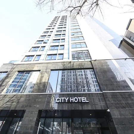City Hotel The Busan Metro