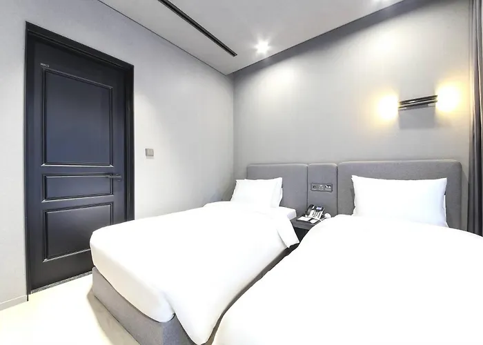 The Metro Hotel Busan